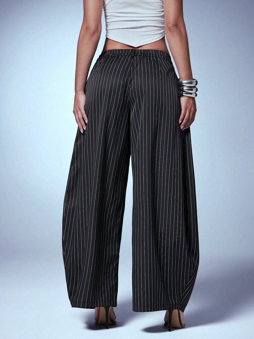 Pantaloni SHEIN, negru