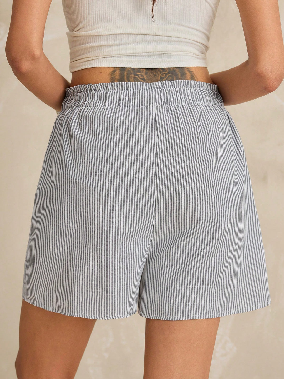 Pantaloni scurți SHEIN, albastru