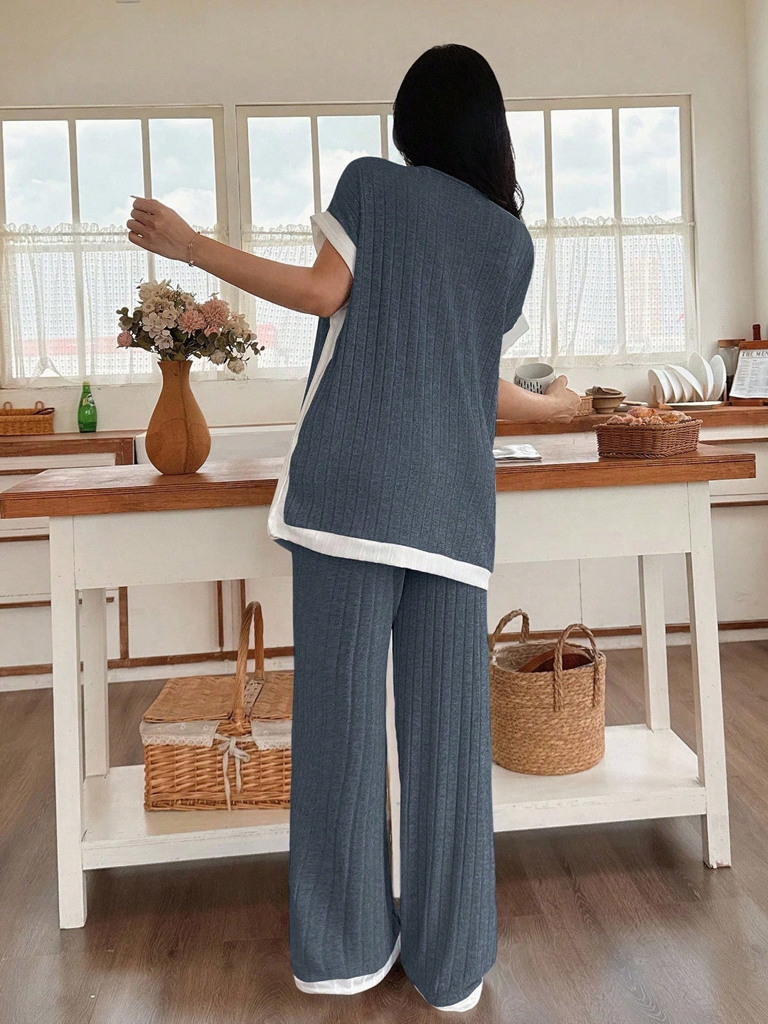 Set pijamale SHEIN, albastru