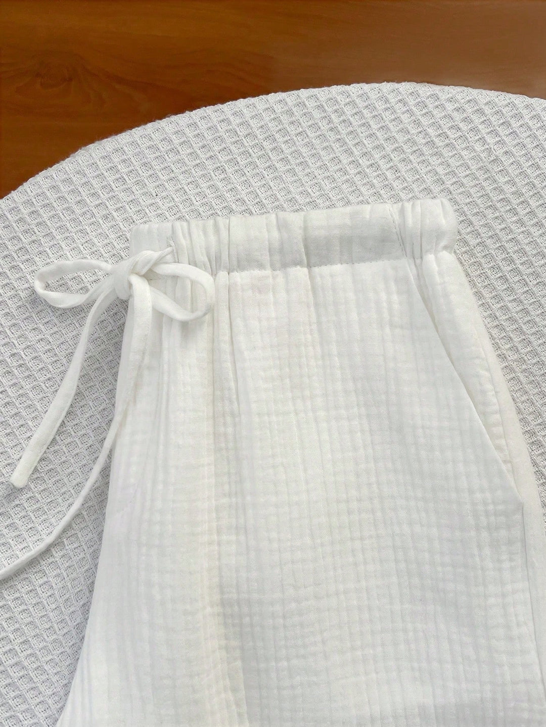 Pantaloni SHEIN, alb