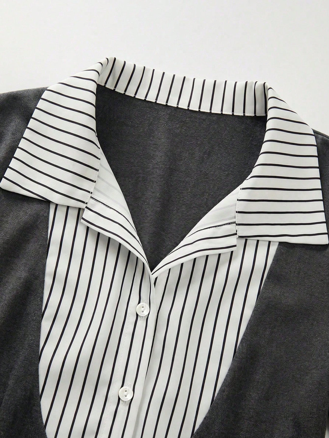 Tricou SHEIN, gri