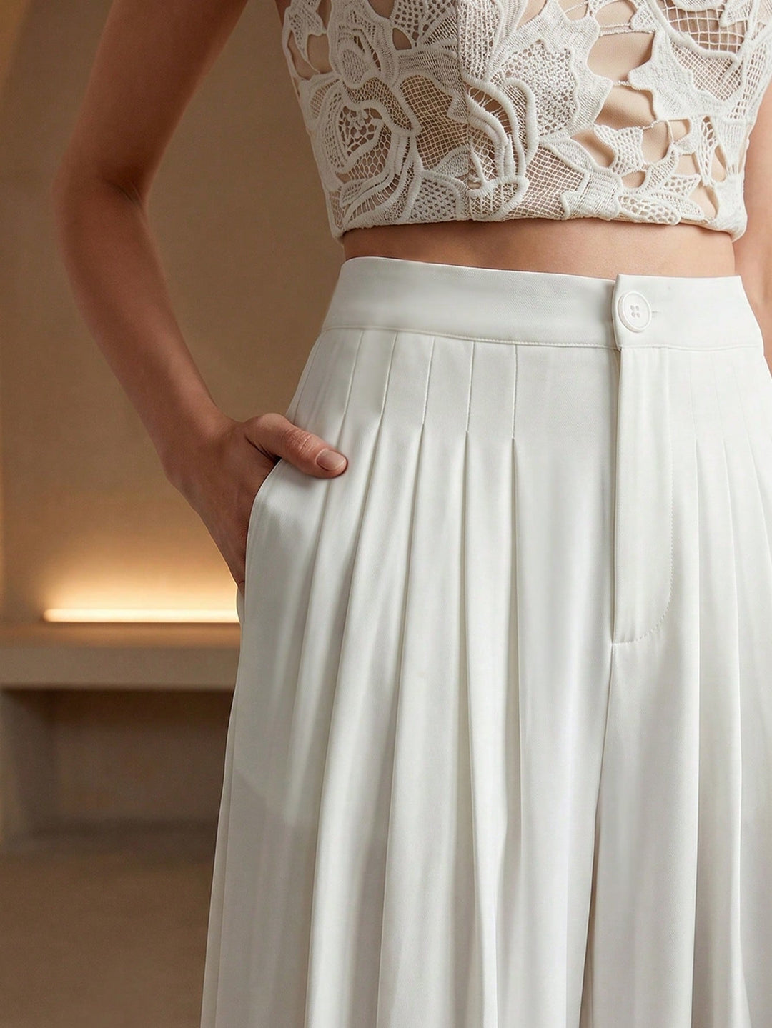 Pantaloni SHEIN, alb