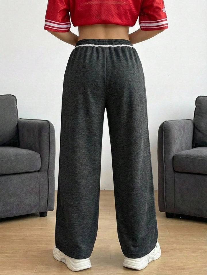 Pantaloni SHEIN