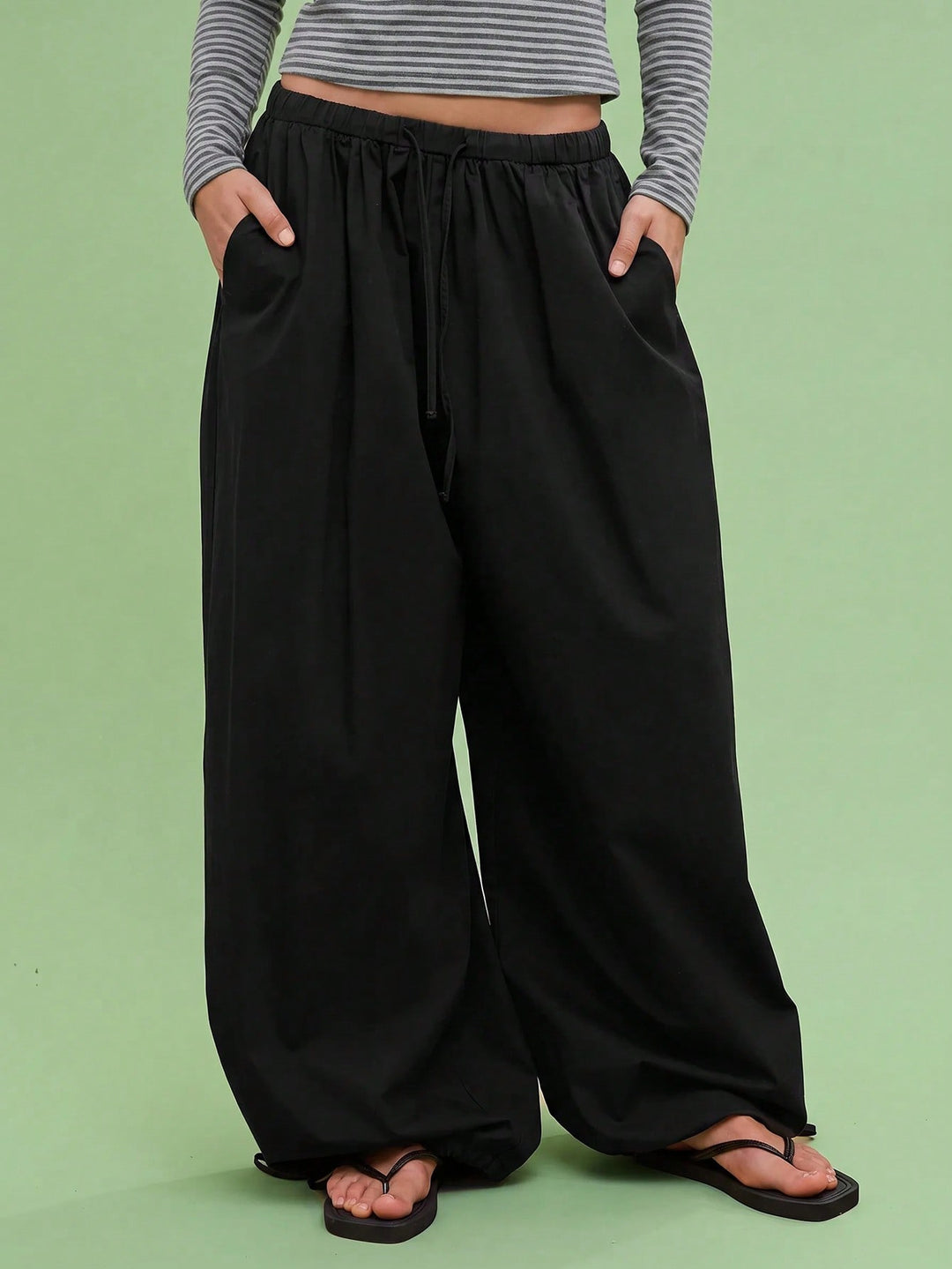 Pantaloni SHEIN, negru
