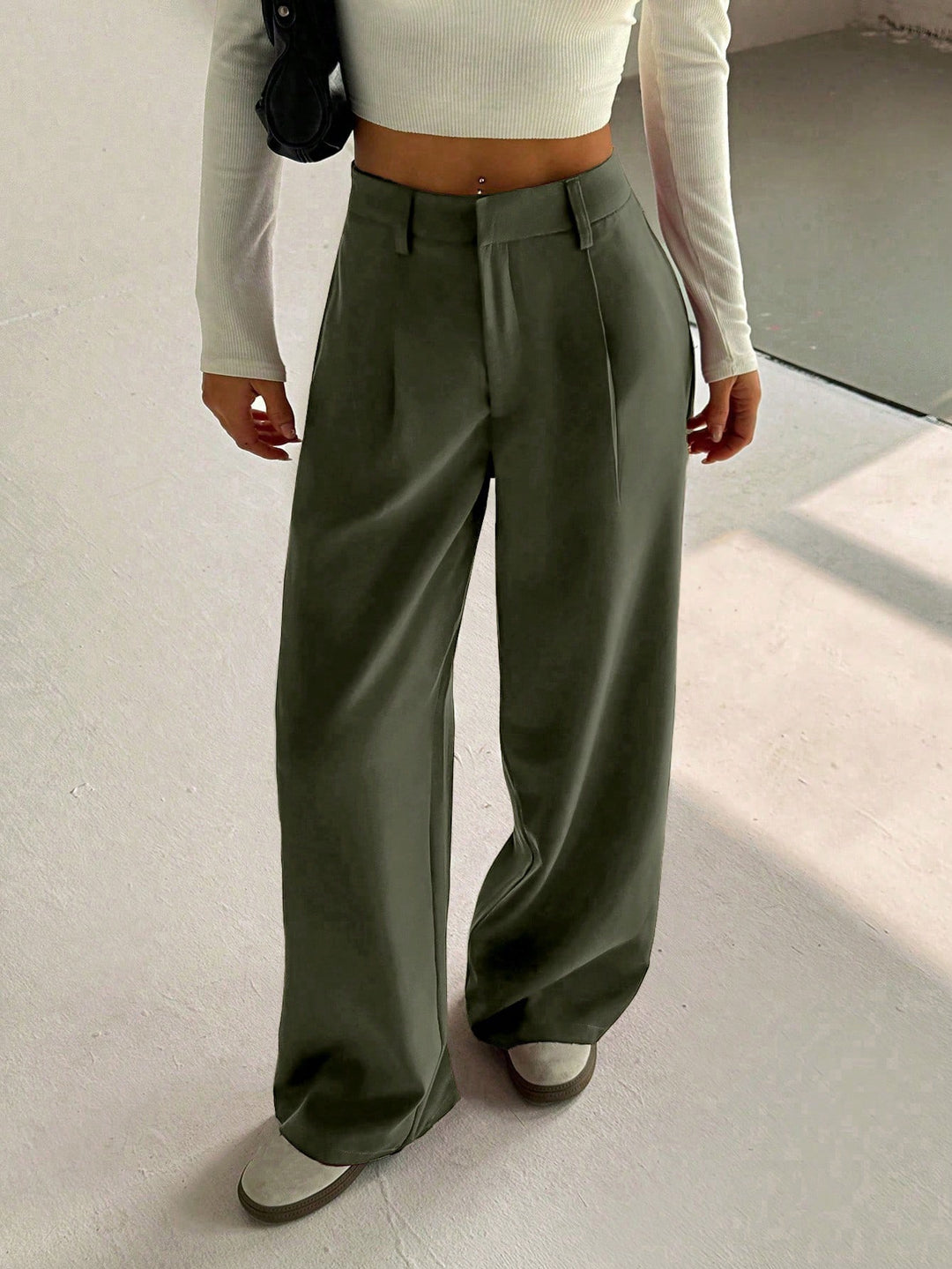 Pantaloni SHEIN, kaki