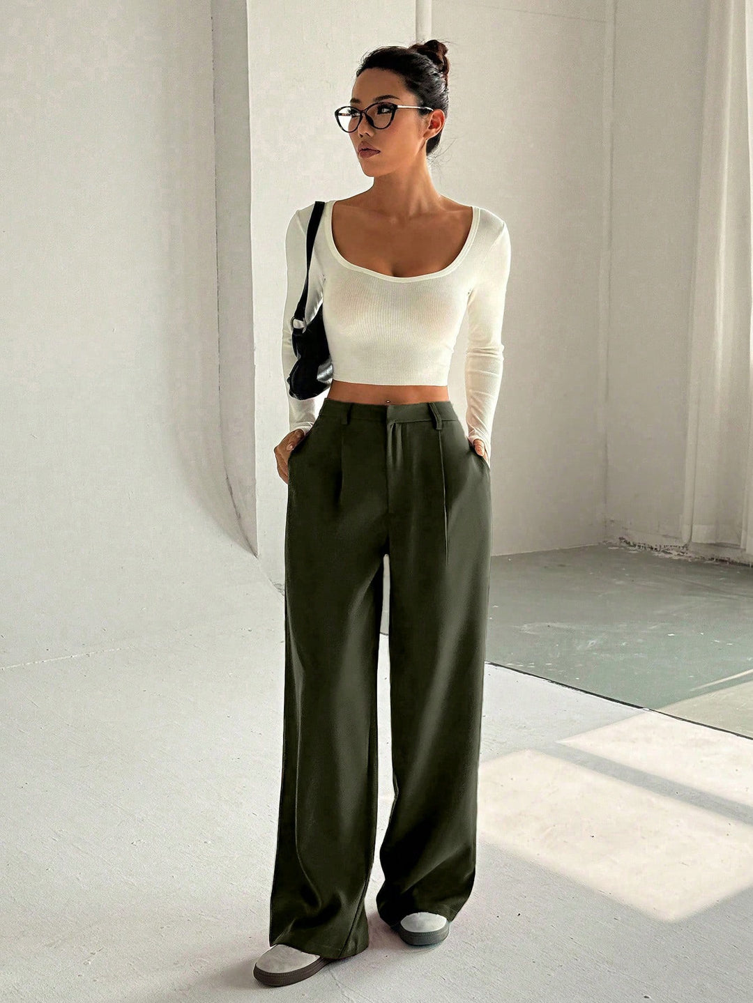 Pantaloni SHEIN, kaki