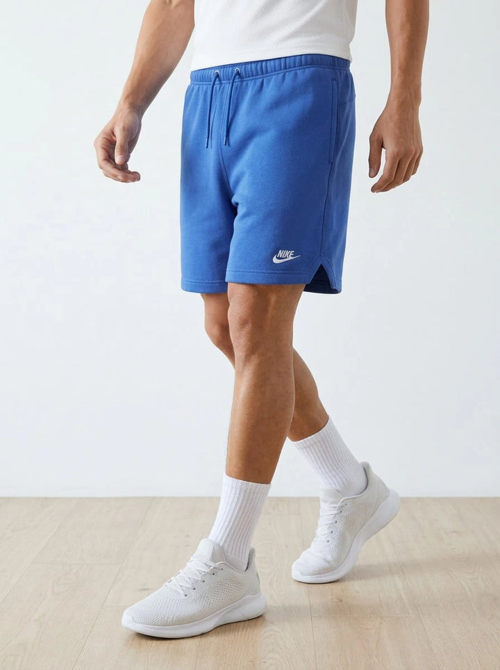Pantaloni scurți NIKE, albastru