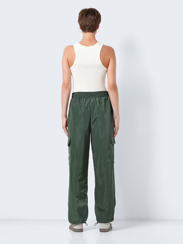 Pantaloni NOISY MAY, verde