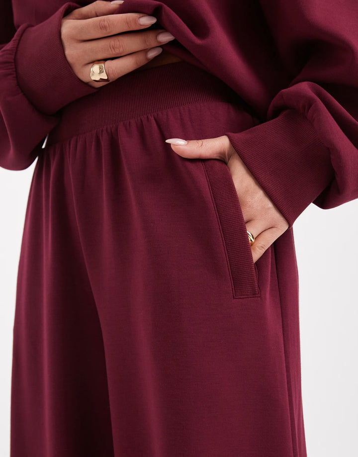 Pantaloni ASOS, vișiniu