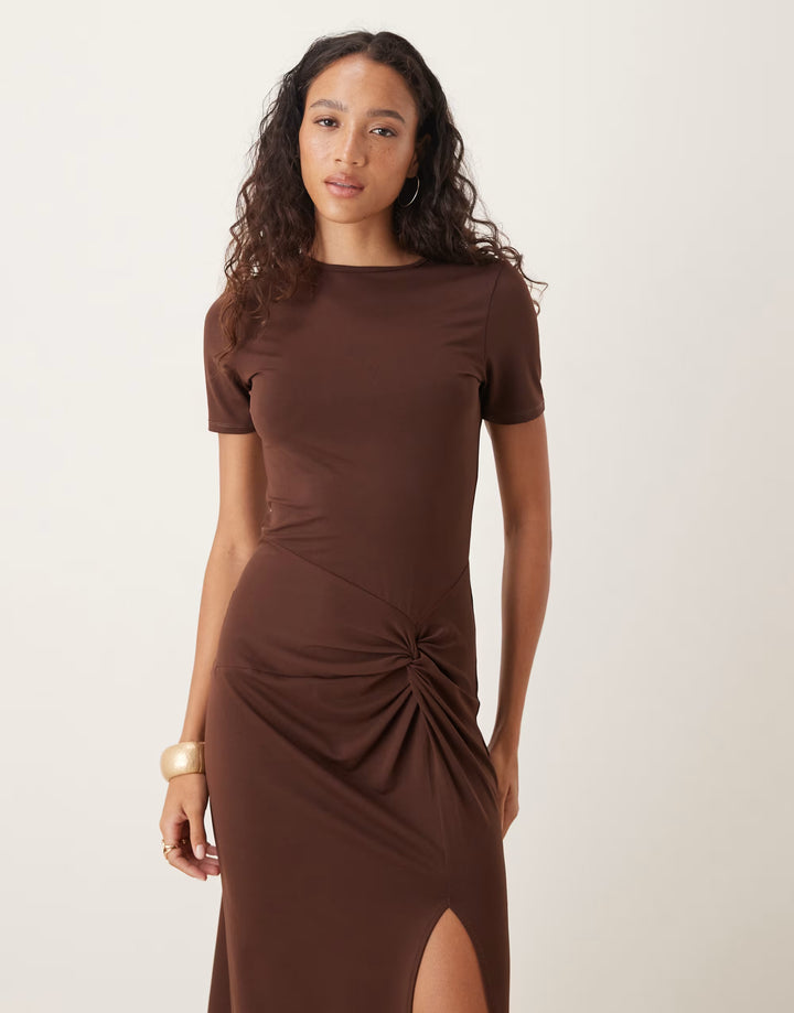 Rochie maxi ASOS, maro