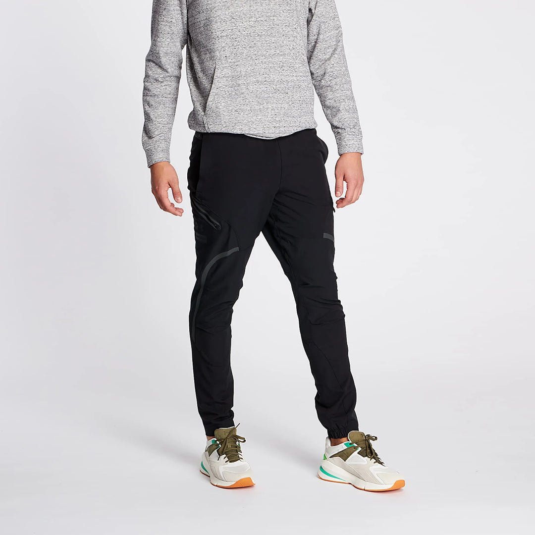 Pantaloni UNDER ARMOUR, negru