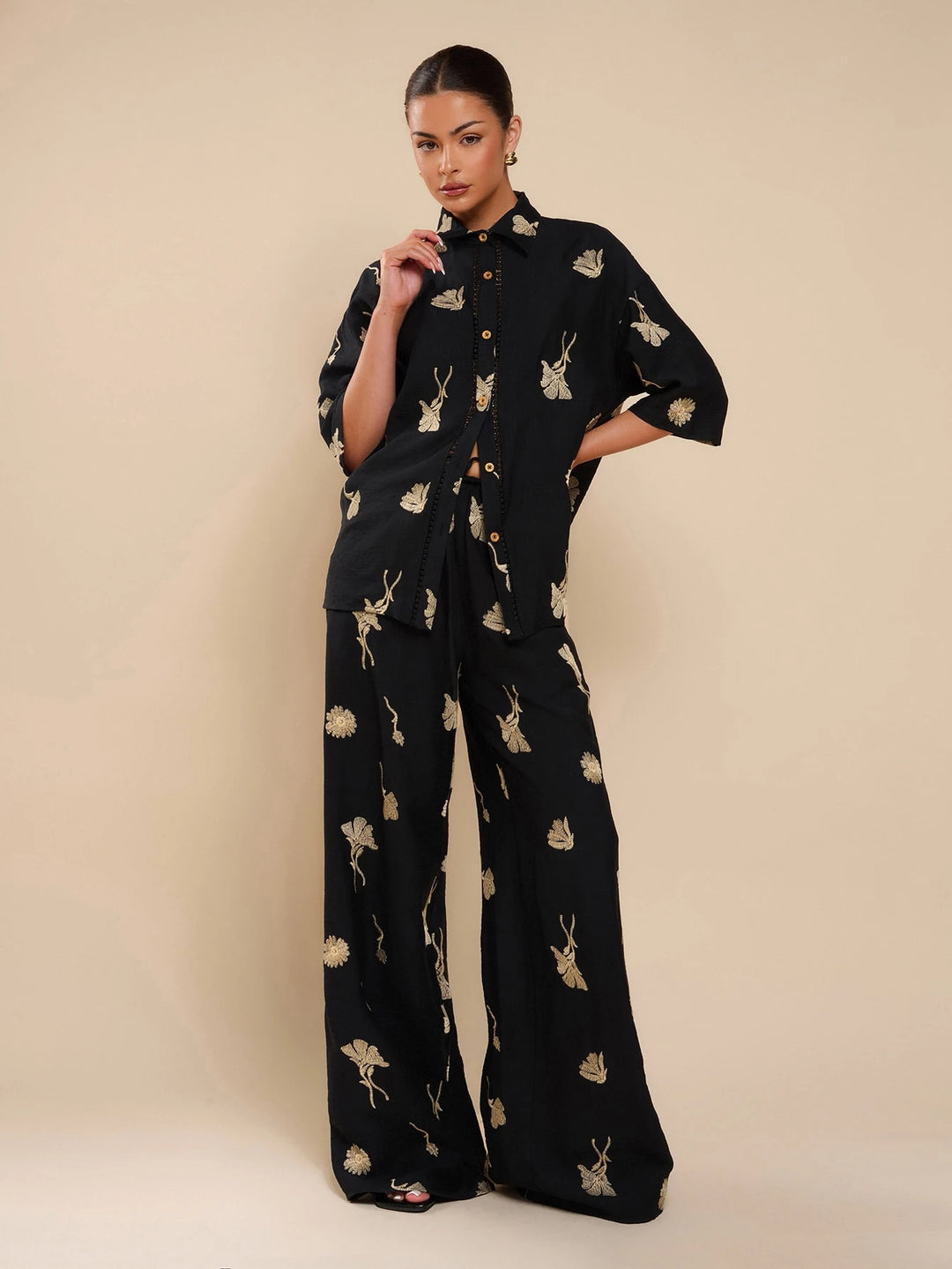 Pantaloni SHEIN, negru
