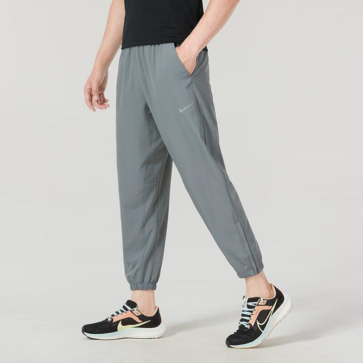 Pantaloni NIKE, gri