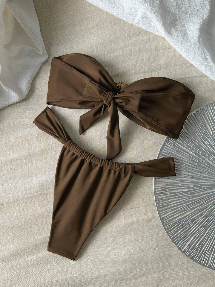 Set bikini SHEIN, maro