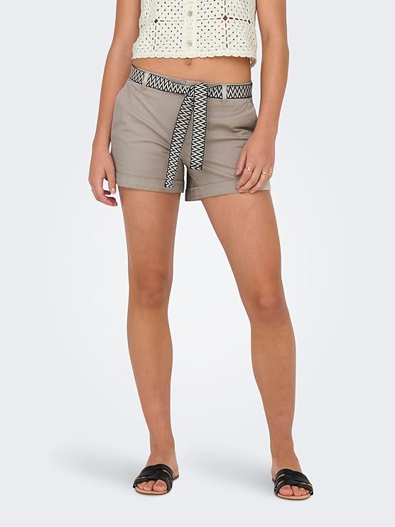 Pantaloni scurți ONLY, bej