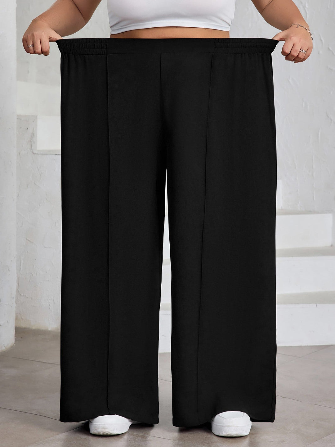 Pantaloni SHEIN, negru