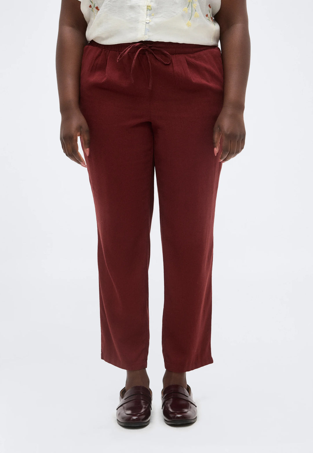VERO MODA nadrág, téglavörös