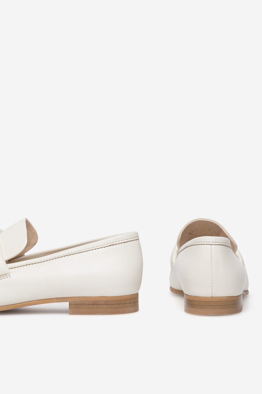 Mocasini GINO ROSSI, crem