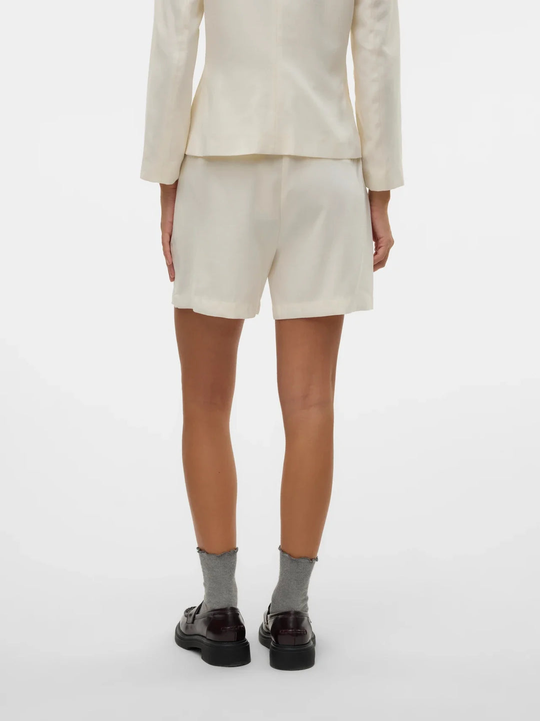 Pantaloni scurți VERO MODA, alb