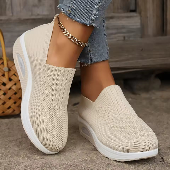 Pantofi sport SHEIN, crem