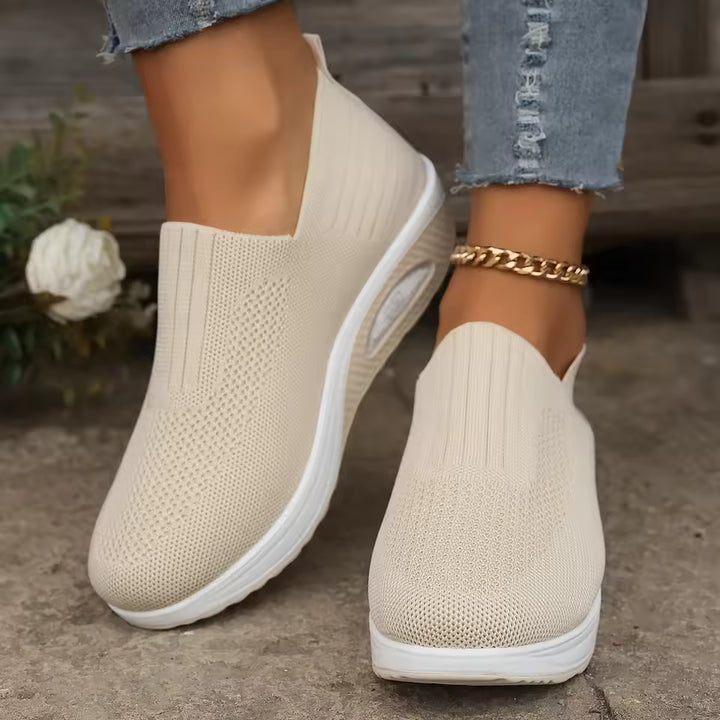 Pantofi sport SHEIN, crem