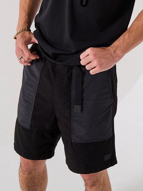 Pantaloni scurți HUGO, negru