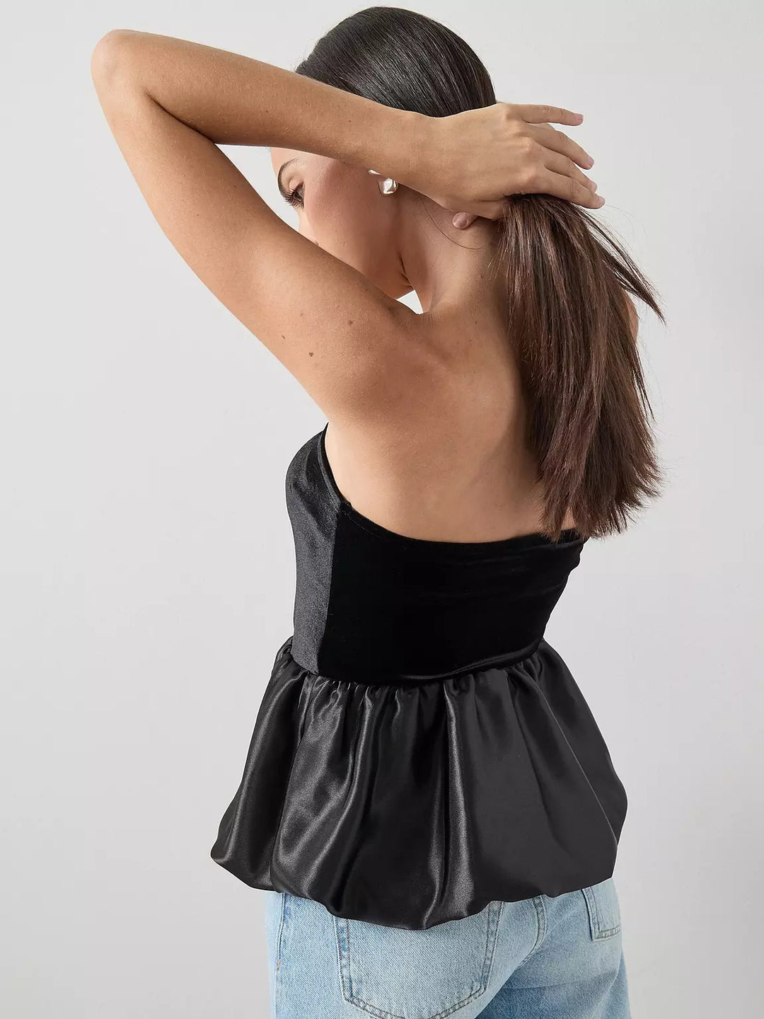 Top V BY VERY, negru