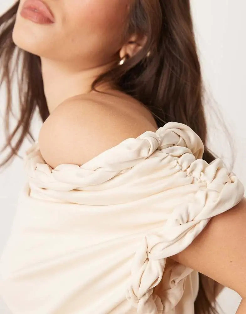 Rochie maxi ASOS, crem