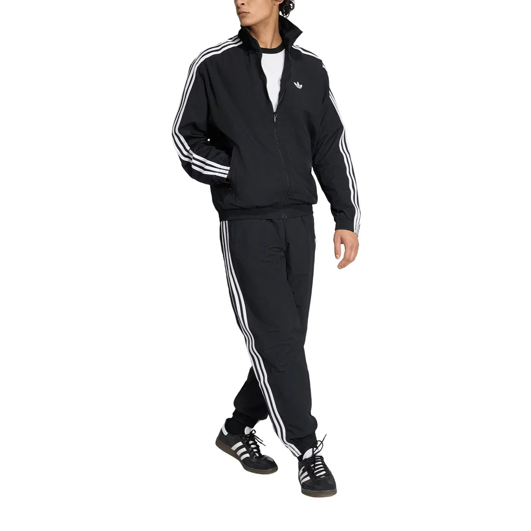 Dzseki ADIDAS, fekete