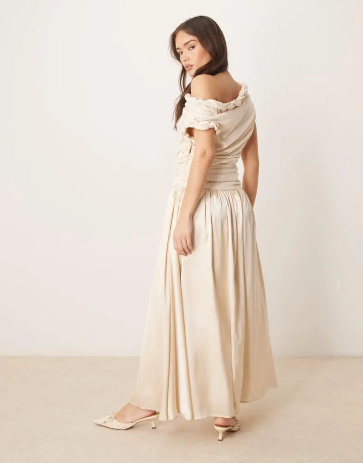 Rochie maxi ASOS, crem