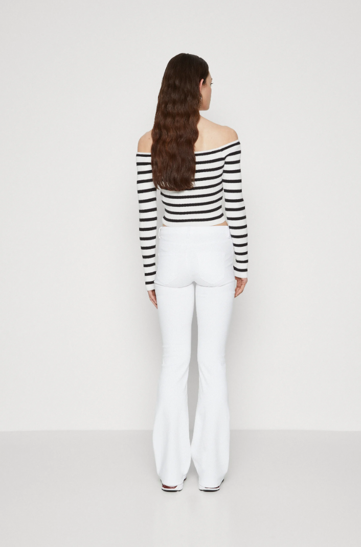 Jeans ONLY, alb