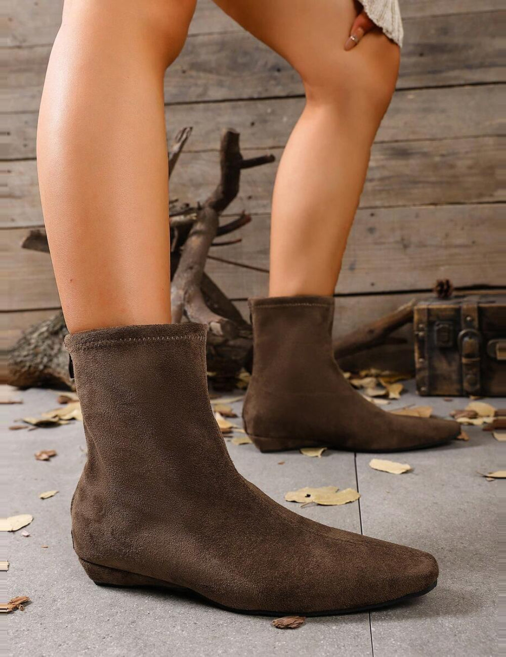 Botine Shein, maro
