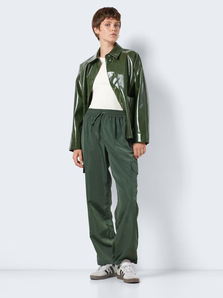 Pantaloni NOISY MAY, verde