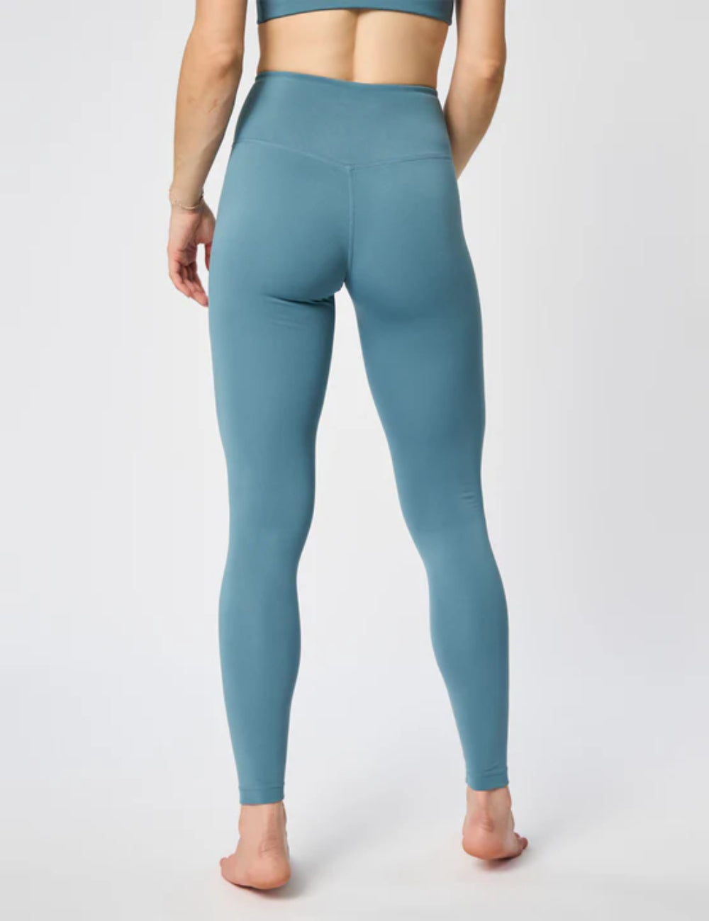 Colanti Girlfriend Collective, turcoaz