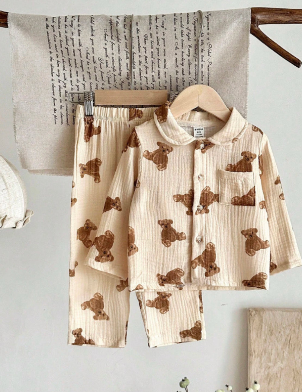 Compleu pijamale Shein, crem