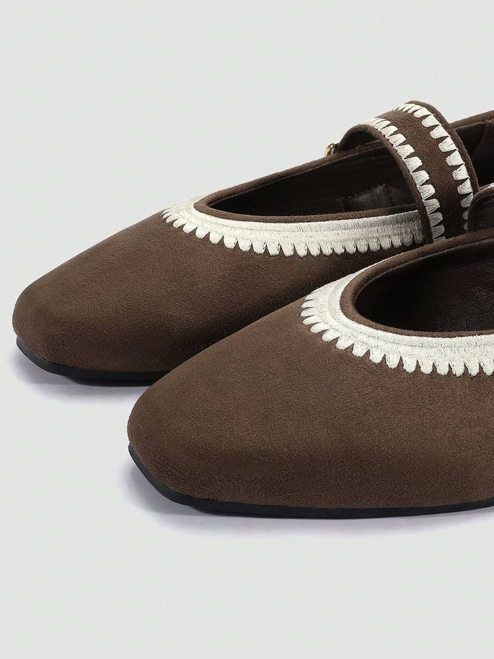 Pantofi SHEIN, maro