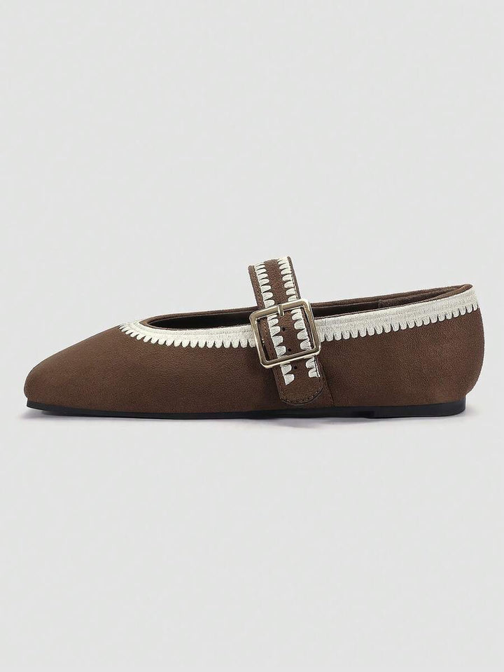 Pantofi SHEIN, maro