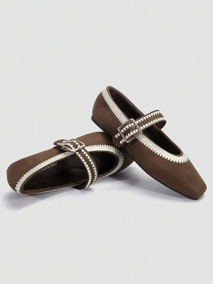 Pantofi SHEIN, maro