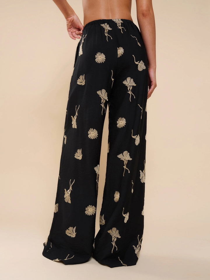 Pantaloni SHEIN, negru