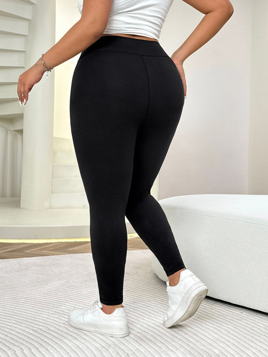 Pantaloni SHEIN, negru