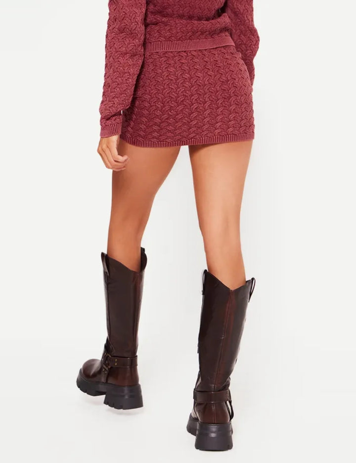 Fustă mini PRETTYLITTLETHING, cărămiziu