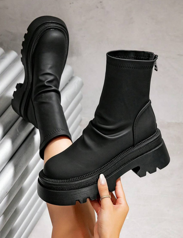 Ghete Shein, negru