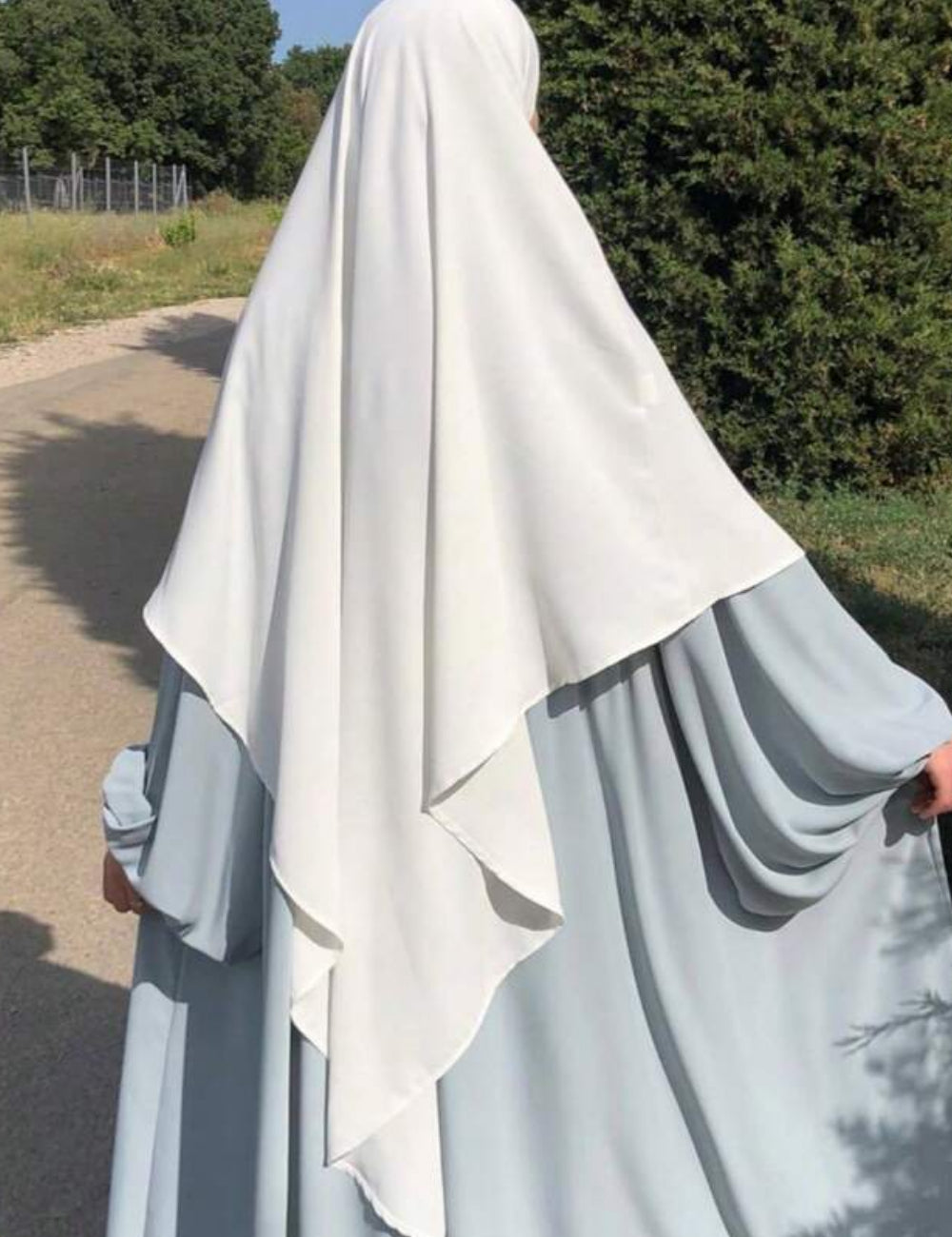 Shein hidzsáb, fehér