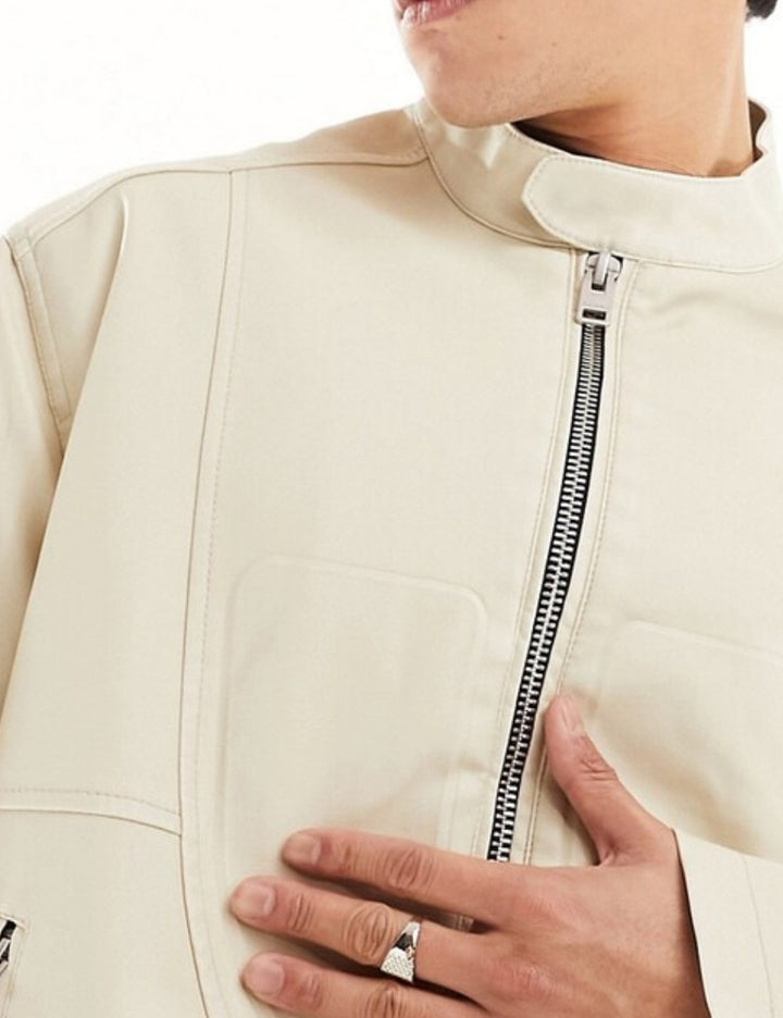 Jacheta Bershka, crem
