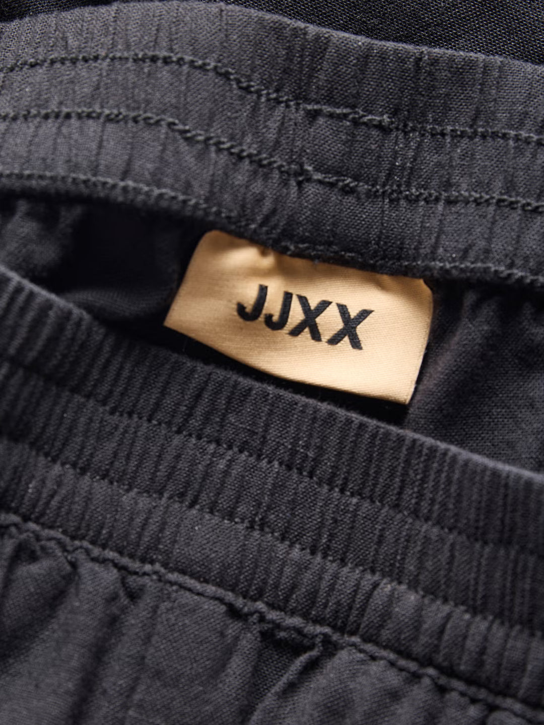 Pantaloni scurți JJXX, negru