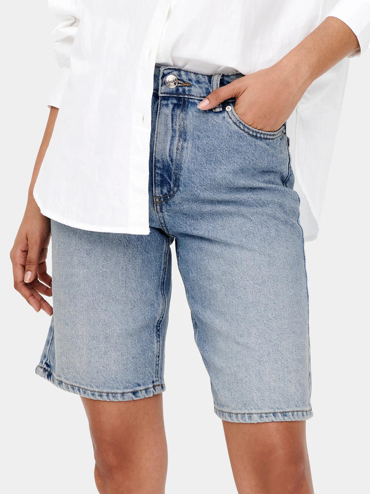 Pantaloni scurți de blugi ONLY, albastru