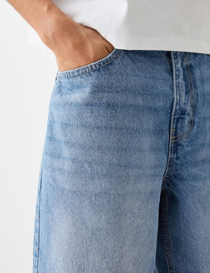 Pantaloni 3/4 Bershka, albastru