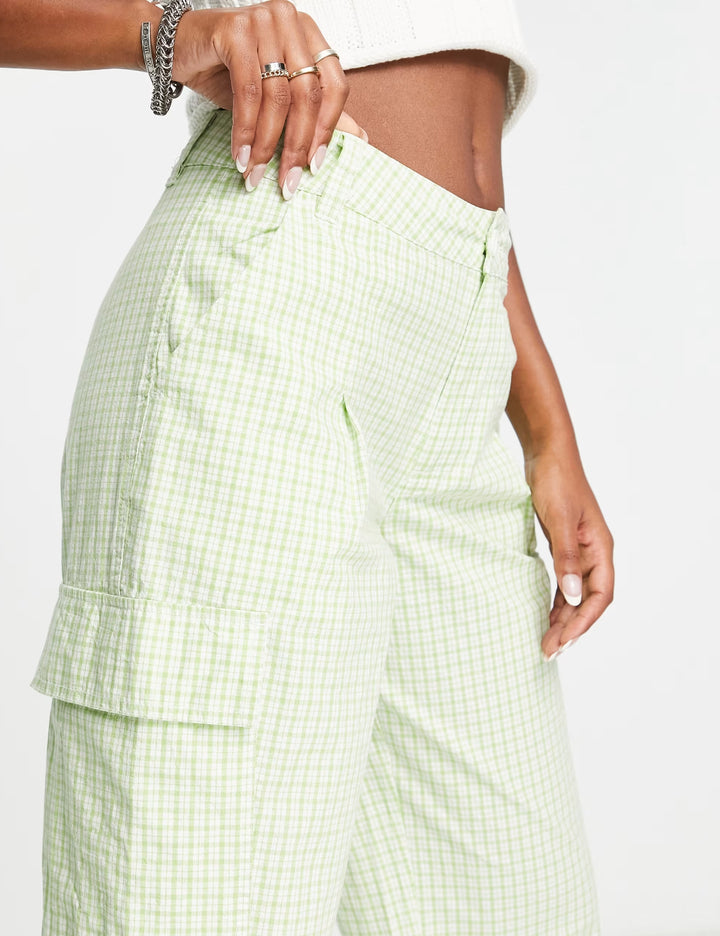 Pantaloni ASOS, verde