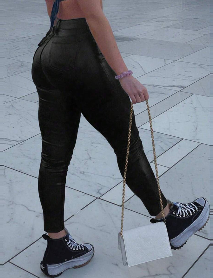 Pantaloni din imitatie de piele SHEIN, negru