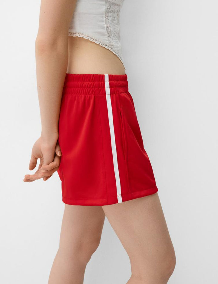 Pantaloni scurți Bershka, roșu